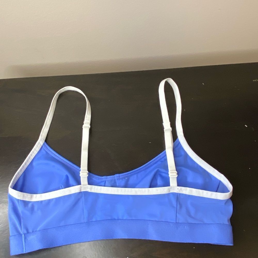 Colsie light blue sports bra, size small - Picture 5 of 10